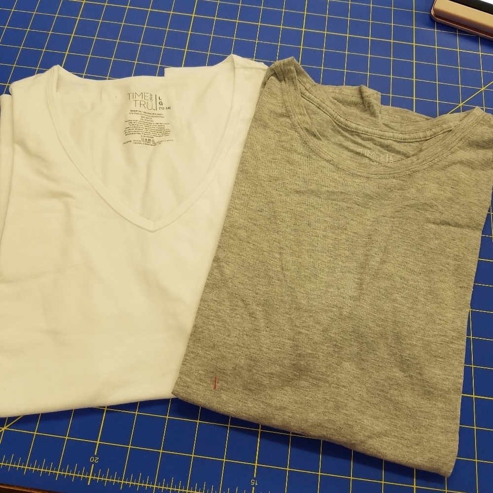 Set 2 Time & Tru Large (12-14) White Gray Tees